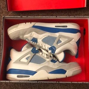 Air Jordan retro 4 “Military”